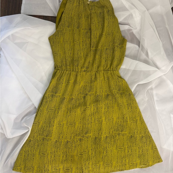 H&M Mustard Sleeveless Mini Dress - Picture 2 of 3